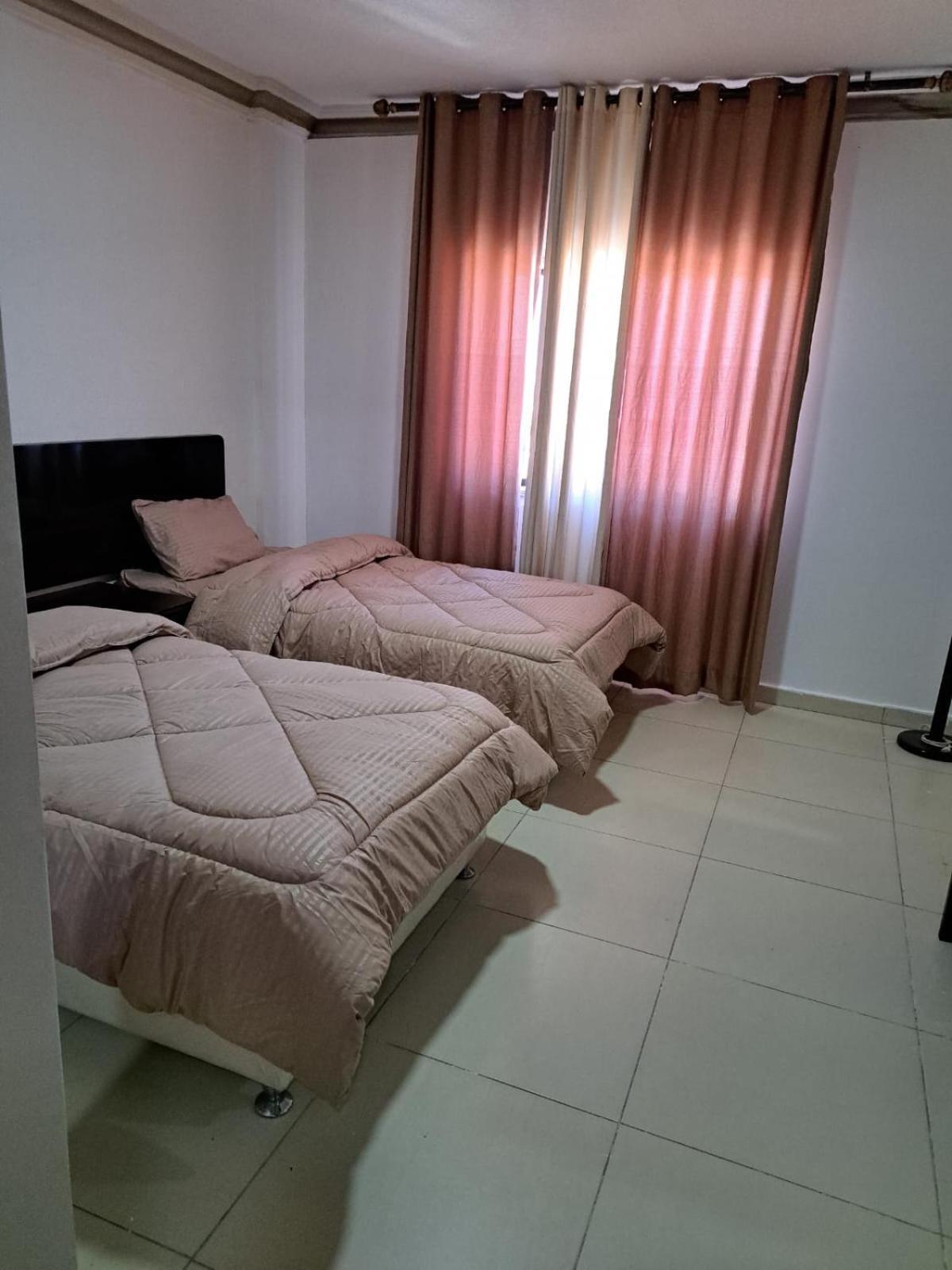 Omaima Hotel Apartments Amman Buitenkant foto
